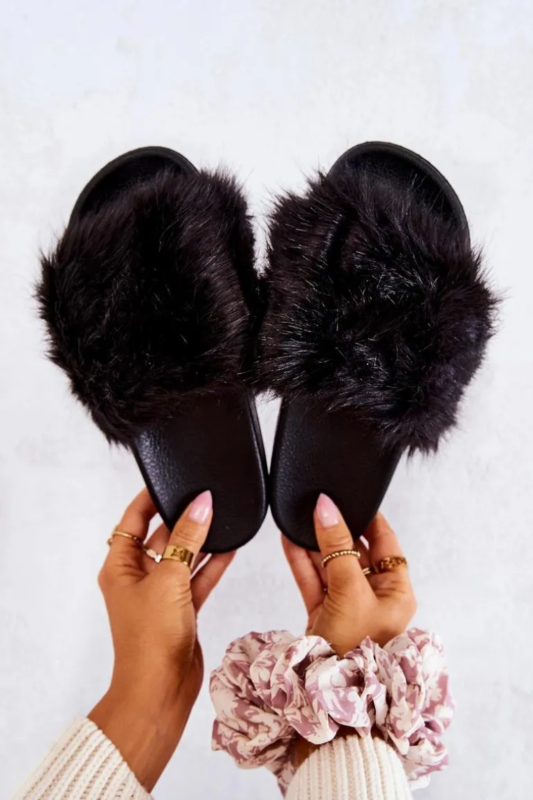 Klapki Z Futerkiem Gumowe Czarne Pollie