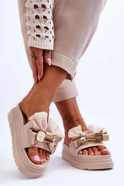 Klapki Z Kokardą I Ozdobnym Misiem Beżowe Suzy