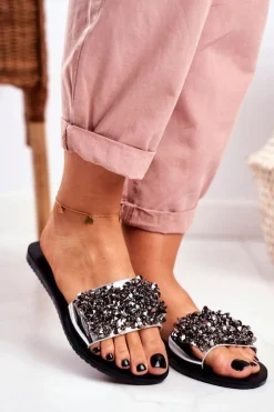 Klapki Z Metalowymi Ozdobami Lu Boo Srebrne