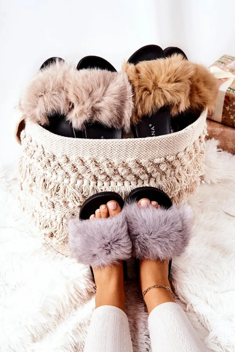 Klapki Z Naturalnym Futerkiem Szare Naturimo