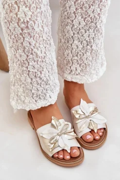 Klapki Z Ozdobą Skóra Naturalna Zazoo 3667 Złoty Przecierany