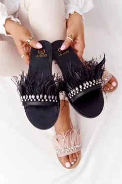 Klapki Z Piórami Lu Boo Czarne