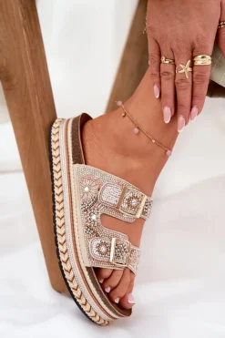 Klapki Ze Zdobieniem I Klamrami Na Platformie Złote Mellene