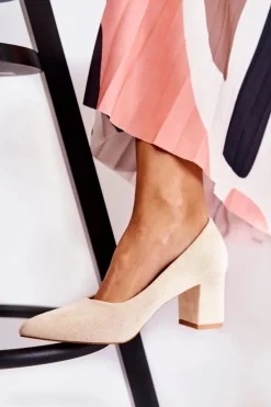 Klasyczne Czółenka Zamszowe Na Słupku Beżowe Lency