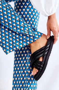 Klasyczne Damskie Klapki Skórzane Czarne Daron