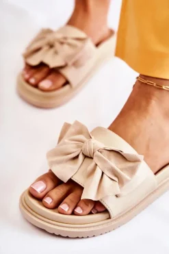 Klasyczne Damskie Klapki Skórzane Z Kokardą Beżowe Dessy