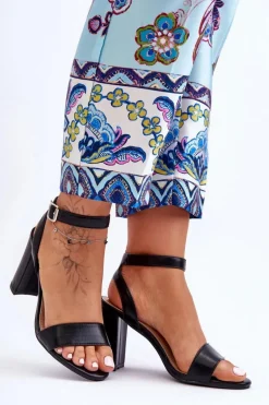 Klasyczne Damskie Sandały Na Słupku Czarne Treada