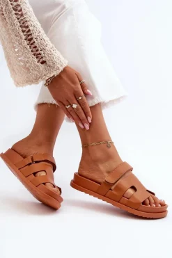 Klasyczne Klapki Damskie Camel Molie