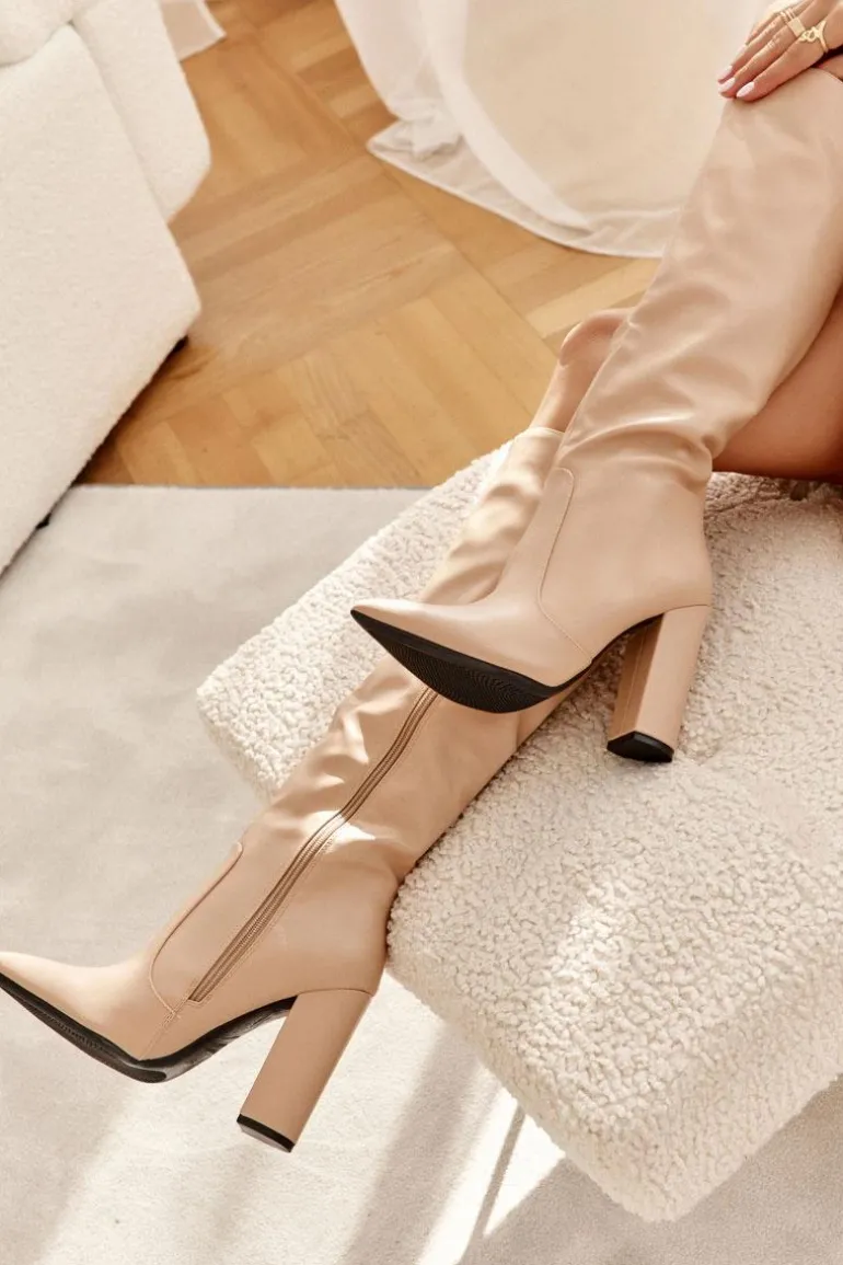 Klasyczne Kozaki Na Słupku Nude Mayra