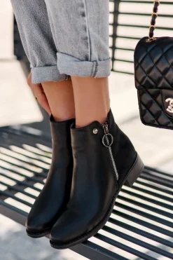 Klasyczne Niskie Skórzane Botki Czarne Sotelia