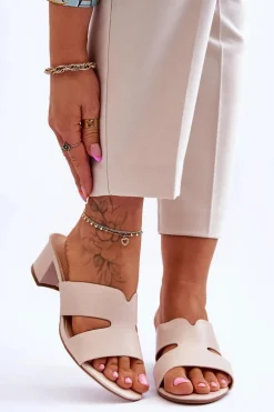 Klasyczne Skórzane Klapki Na Niskim Obcasie Beżowe Miley