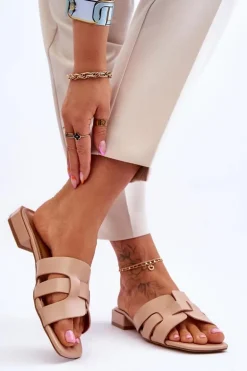 Klasyczne Skórzane Klapki Damskie Beżowe Fendy