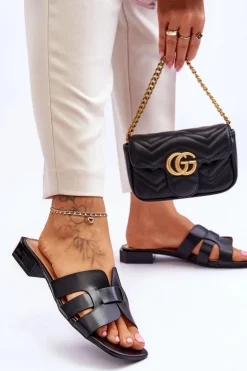 Klasyczne Skórzane Klapki Damskie Czarne Fendy