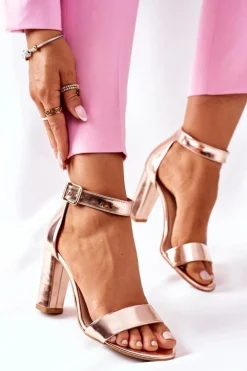 Klasyczne Skórzane Sandały Na Słupku Laura Messi 1760 Champagne