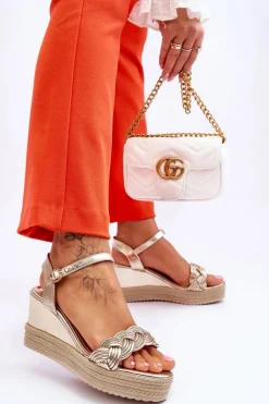 Klasyczne Skórzane Sandały Na Koturnie Złote Denisse