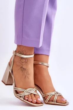 Klasyczne Skórzane Sandały Na Słupku Złote Bernett