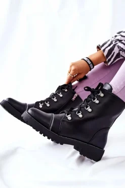 Klasyczne Skórzane Wiązane Botki Czarne Daiane