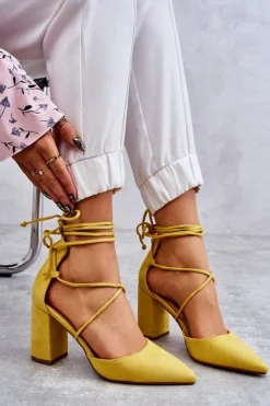 Klasyczne Wiązane Zamszowe Czółenka Żółte Lucira