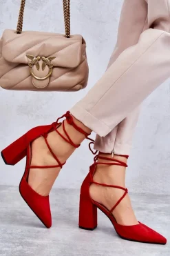 Klasyczne Wiązane Zamszowe Czółenka Czerwone Lucira