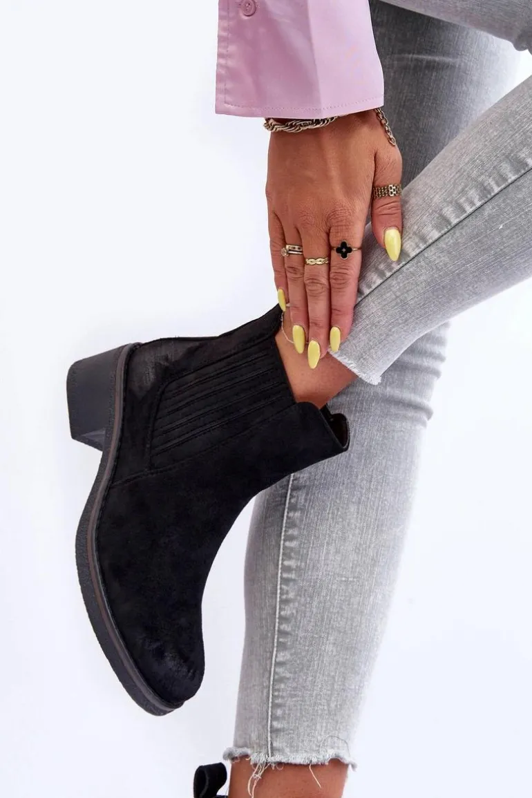 Klasyczne Zamszowe Botki Damskie Czarne Metanassa