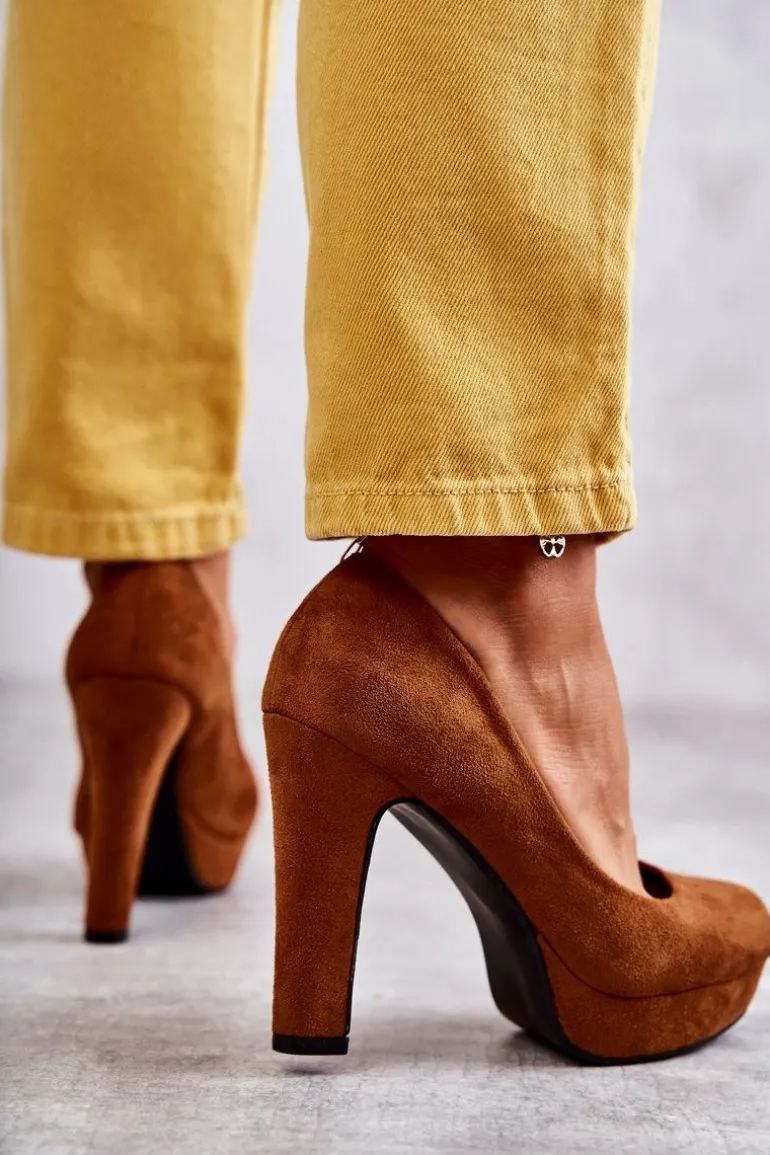 Klasyczne Zamszowe Czółenka Na Obcasie Camel Soro