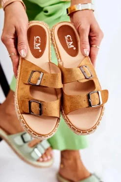 Klasyczne Zamszowe Klapki Damskie Camel Casilda