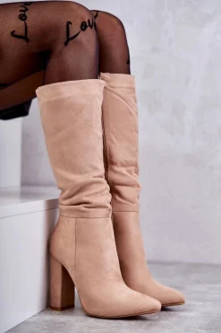 Klasyczne Zamszowe Kozaki Na Obcasie Ciemnobeżowe Tressa