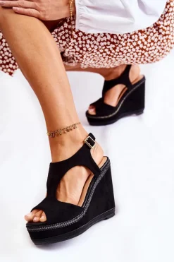 Klasyczne Zamszowe Sandały Na Koturnie Czarne Lysette