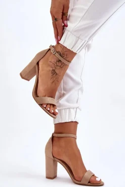 Klasyczne Zamszowe Sandały Na Słupku Beżowe Amina