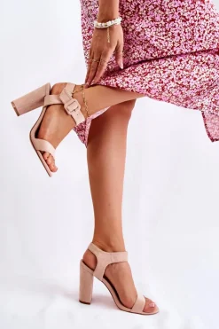 Klasyczne Zamszowe Sandały Beżowe Nelia