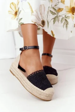 Koronkowe Espadryle Na Plecionej Platformie Czarne Larisa