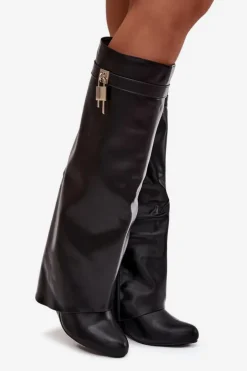 Kozaki Damskie Na Koturnie Z Paskiem I Srebrnym Detalem Eko Skórzane Czarne Korivelle