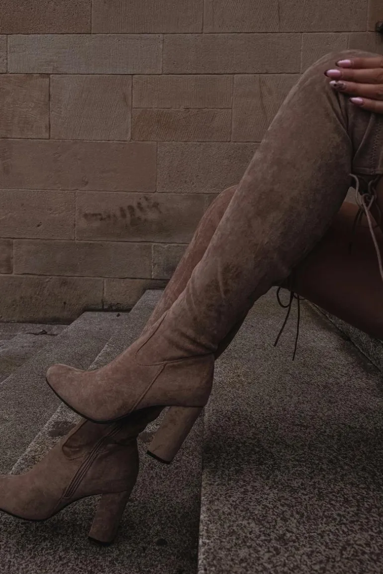 Kozaki Damskie Na Słupku Beżowe Xamarin