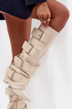 Kozaki Damskie Na Słupku Z Wywiniętą Cholewką I Złotymi Klamrami Jasnobeżowe Isavelle