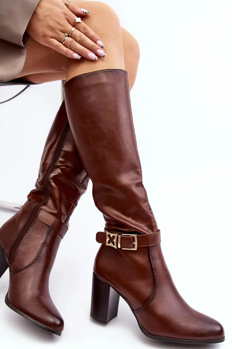 Kozaki Damskie Na Słupku Z Klamrą Ocieplane Brązowe Sendilia