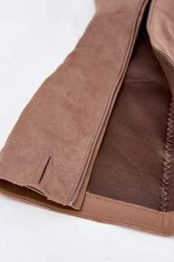 Kozaki Damskie Na Słupku Ze Złotym Elementem Beżowe Nivarae