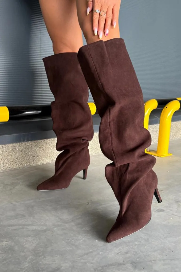 Kozaki Damskie Na Szpilce Wsuwane Czekoladowe Mavilla