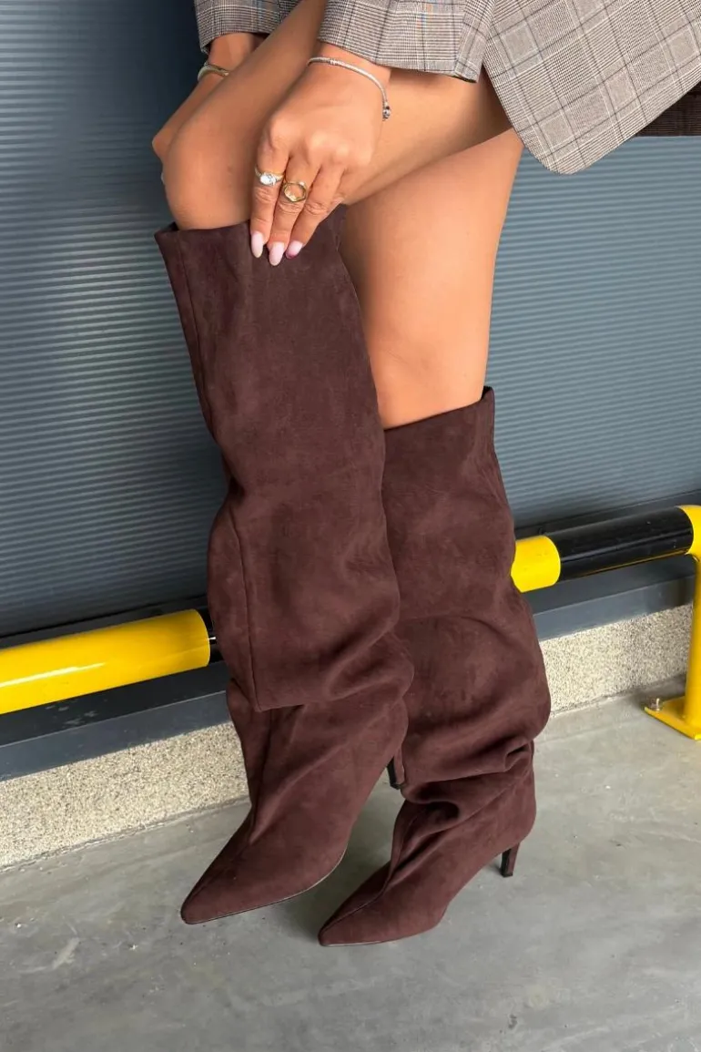 Kozaki Damskie Na Szpilce Wsuwane Czekoladowe Mavilla