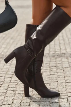 Kozaki Damskie Ocieplane Na Słupku Z Klamrą Czekoladowe Fionelle