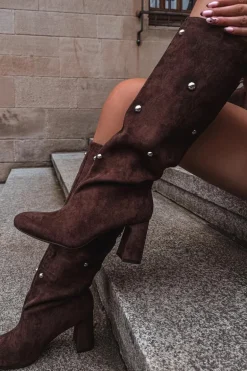 Kozaki Damskie Ocieplane Na Słupku Z Ozdobnymi Detalami Czekoladowe Lucinda