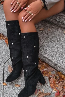 Kozaki Damskie Ocieplane Na Słupku Z Ozdobnymi Detalami Czarne Lucinda