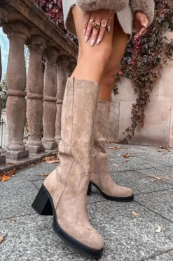 Kozaki Damskie Ocieplane Na Masywnym Słupku Beżowe Sanelle