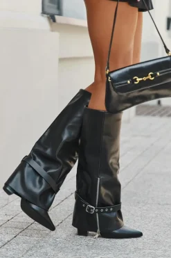 Kozaki Damskie Wsuwane Na Słupku Z Ozdobnym Paskiem Eko Skórzane Czarne Jolivine