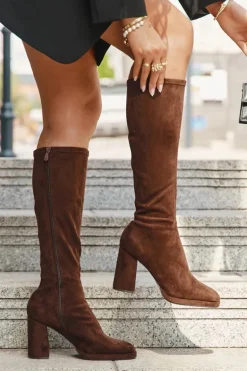 Kozaki Damskie Z Przeszyciami Na Słupkowym Obcasie Brązowe Brivana