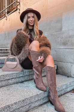 Kozaki Kowbojki Damskie Na Obcasie Z Eko Zamszu Brązowe Esmira