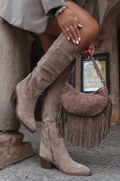 Kozaki Kowbojki Damskie Na Obcasie Z Eko Zamszu Beżowe Esmira