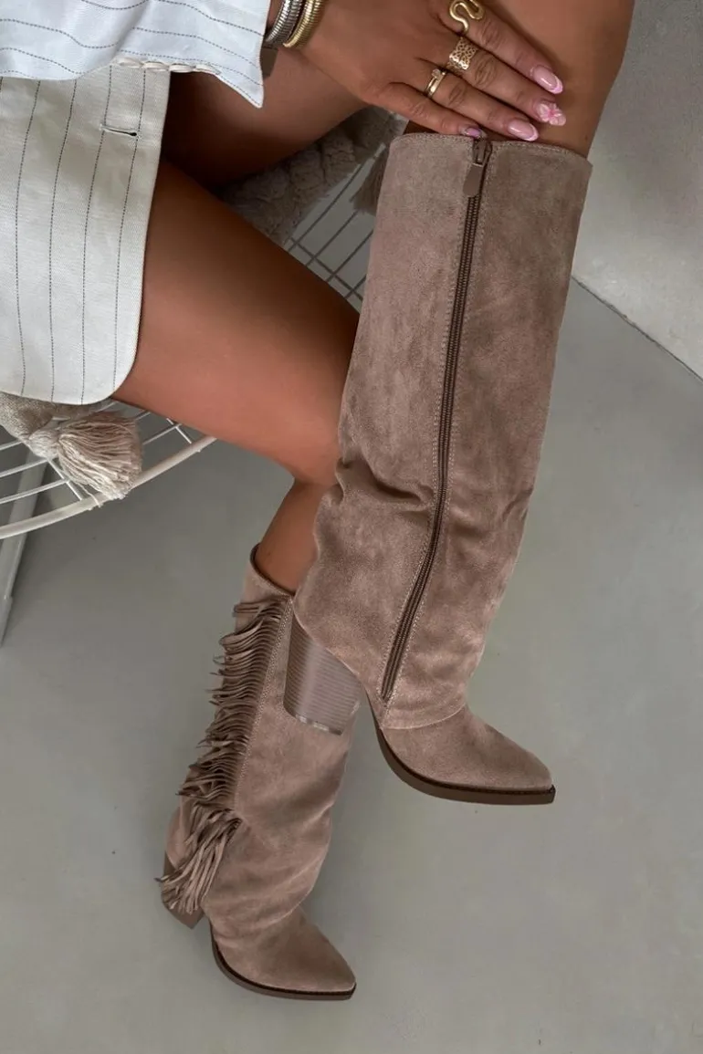 Kozaki Kowbojki Damskie Z Frędzlami Na Słupku Beżowe Tivara