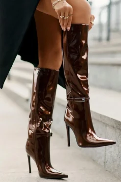 Kozaki Lakierowane Ocieplane Na Szpilce Z Klamrą Brązowe Tameliae