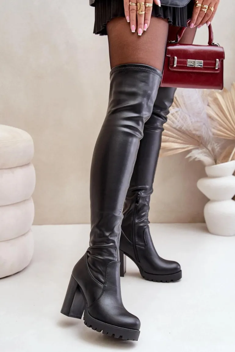 Kozaki Z Cholewką Za Kolano Na Słupku Czarne Nelothiel