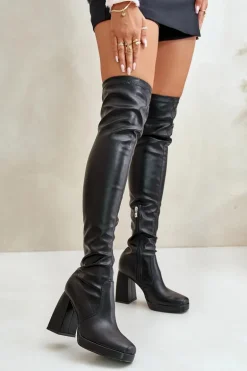 Kozaki Z Cholewką Za Kolano Na Słupku Czarne Liatheia